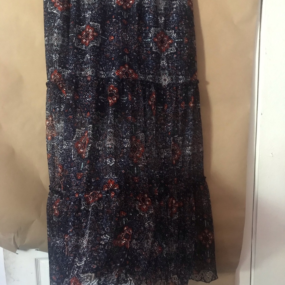 Colorful and parts see-through skirt. Long